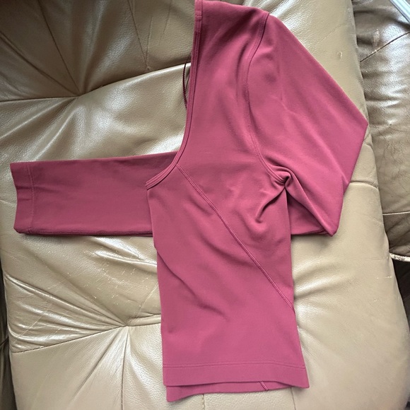 LULULEMON Align Long Sleeve Women’s Shirt. - Picture 5 of 6